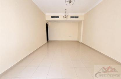 Apartment - 2 Bedrooms - 2 Bathrooms for rent in Muwaileh 29 Building - Muwaileh - Sharjah