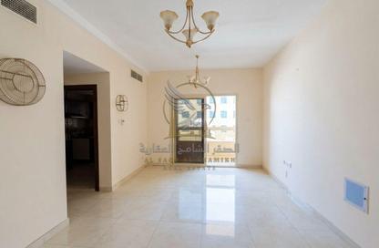 Apartment - 1 - 2 for rent in Al Majaz 3 - Al Majaz - Sharjah Apartment - 1 - 2 for rent in Al Majaz 3 - Al Majaz - Sharjah