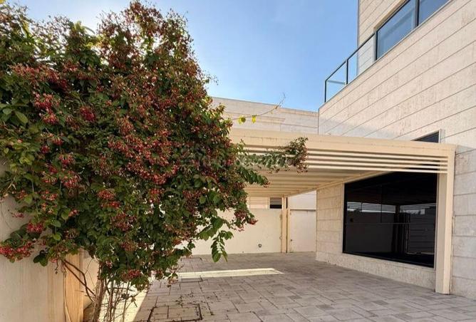 98696435 - صورة العقار 2