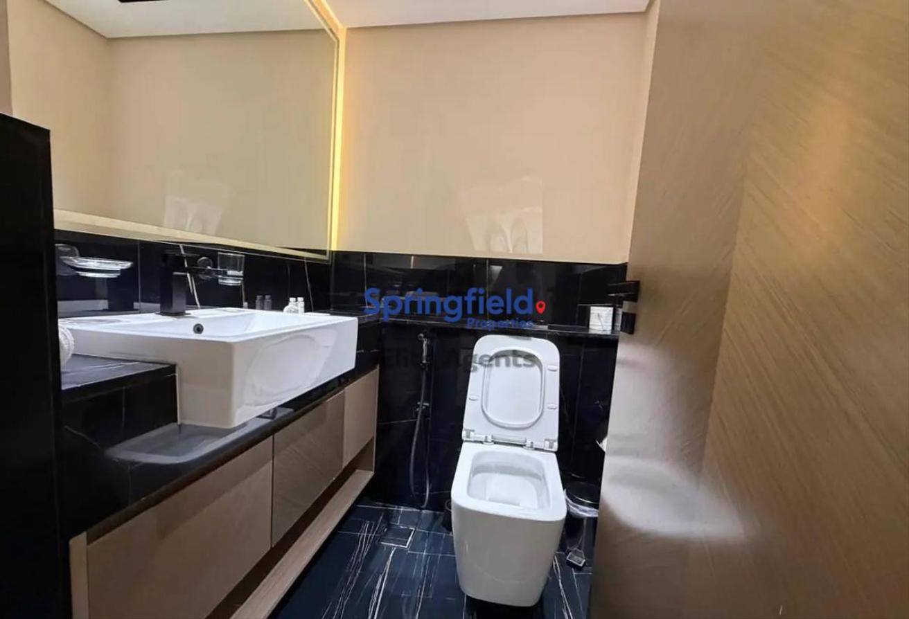 High Floor | Furnished | Vacant photo 6