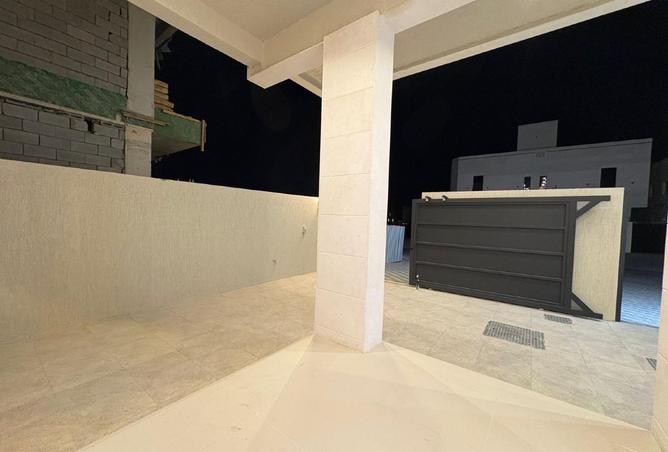 103245833 - Property Image 3