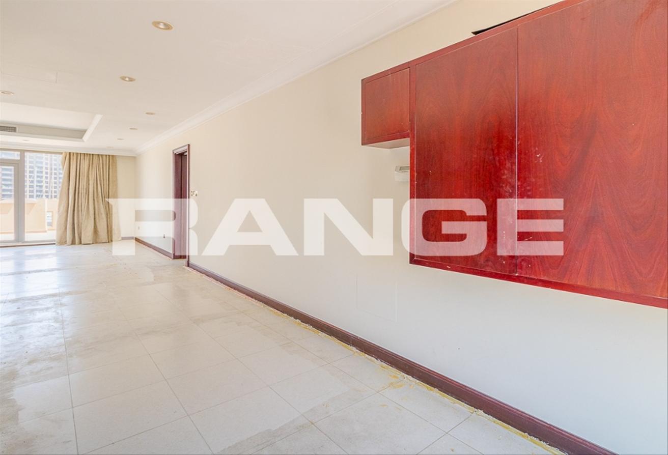 Private Beach Access | Ready To Move | Spacious photo 8