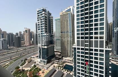 Apartment - 1 Bedroom - 2 Bathrooms for rent in New Dubai Gate 2 - JLT Cluster A - Jumeirah Lake Towers - Dubai