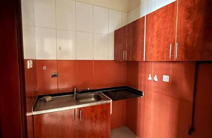 Apartment - Studio - 1 for rent in Family Building - Al Nabba - Sharjah