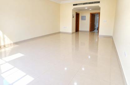 Apartment - Studio - 1 for rent in Fire Station Road - Muwaileh - Sharjah