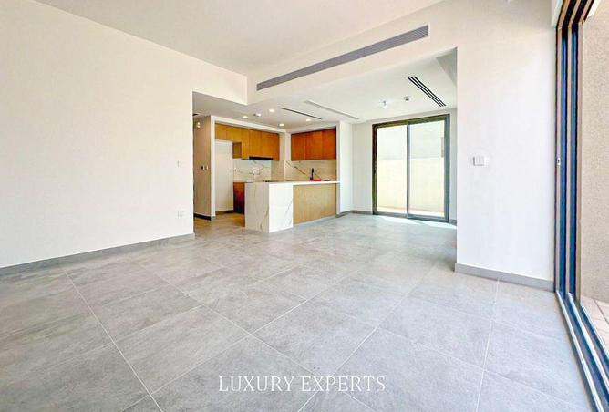 94021375 - Property Image 3