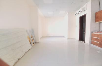 Apartment - Studio - 1 Bathroom for rent in Fire Station Road - Muwaileh - Sharjah