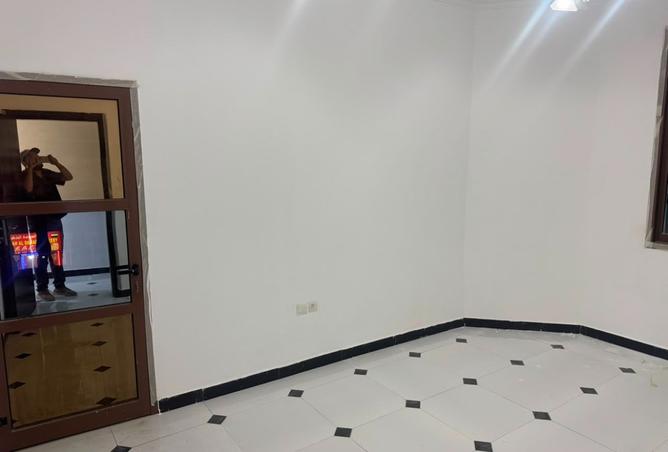 136079004 - Property Image 2