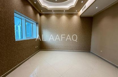 Apartment - 4 Bedrooms - 6 Bathrooms for rent in Al Ferasa Tower - Al Majaz 1 - Al Majaz - Sharjah