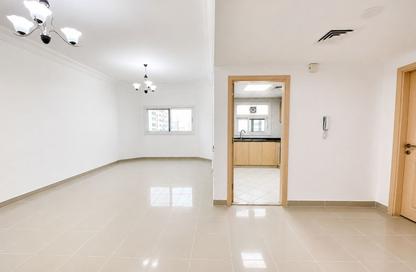 Apartment - 1 - 2 for rent in Al Nada Tower - Al Nahda - Sharjah Apartment - 1 - 2 for rent in Al Nada Tower - Al Nahda - Sharjah
