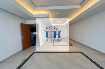 Apartment - 4 Bedrooms - 5 Bathrooms for rent in Khalidiya Street - Al Khalidiya - Abu Dhabi Apartment - 4 Bedrooms - 5 Bathrooms for rent in Khalidiya Street - Al Khalidiya - Abu Dhabi