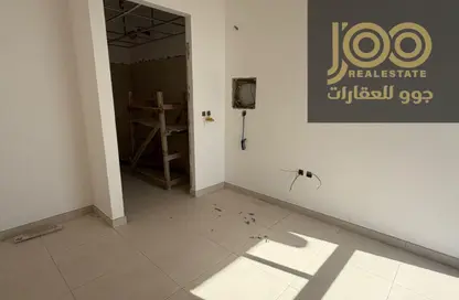 Labor Camp - Studio - 1 Bathroom for rent in Umm Al Thuoob - Umm Al Quwain