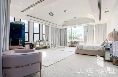 Villa - 7 Bedrooms - 7 Bathrooms for rent in Sector E - Emirates Hills - Dubai