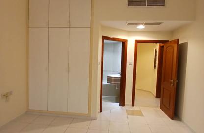 Apartment - 2 - 3 for rent in Garhood Complex - Al Garhoud - Dubai Apartment - 2 - 3 for rent in Garhood Complex - Al Garhoud - Dubai