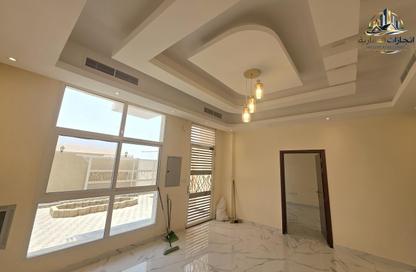 Villa - 3 Bedrooms - 5 Bathrooms for sale in Al Yasmeen 1 - Al Yasmeen - Ajman