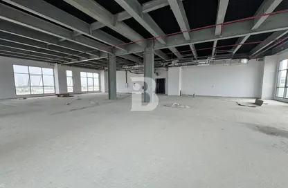 Retail - Studio for rent in Phase 2 - Dubai Investment Park (DIP) - Dubai
