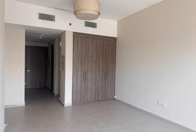 106402337 - Property Main Image
