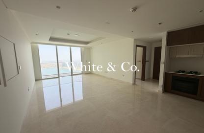 Apartment - 1 Bedroom - 1 Bathroom for rent in Palace Beach Residence Tower 2 - Palace Beach Residence - Emaar Beachfront - Dubai Harbour - Dubai
