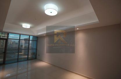 Apartment - 2 Bedrooms - 2 Bathrooms for rent in Gulfa Towers - Al Rashidiya 1 - Al Rashidiya - Ajman