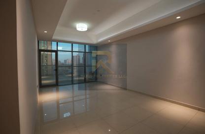 Apartment - 2 Bedrooms - 2 Bathrooms for rent in Gulfa Towers - Al Rashidiya 1 - Al Rashidiya - Ajman