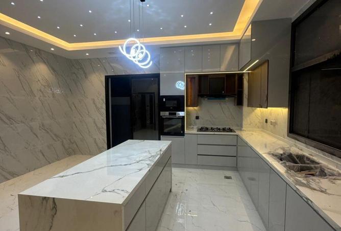 85766218 - Property Image 2