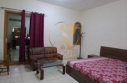 Apartment - Studio - 1 for rent in Building T07 - Spain Cluster - International City - Dubai
