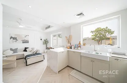 فيلا - 2 غرف نوم - 3 حمامات للايجار في الينابيع 9 - الينابيع - دبي فيلا - 2 غرف نوم - 3 حمامات للايجار في الينابيع 9 - الينابيع - دبي