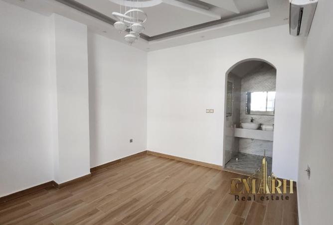 105539420 - Property Image 3