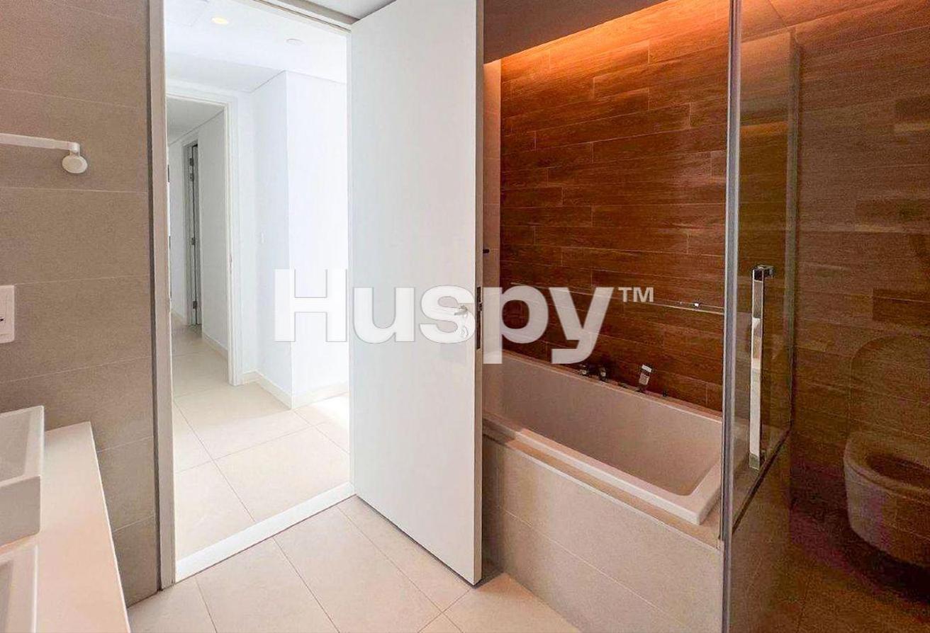 High Floor | Sea View | Maids Room photo 9