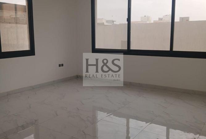 62474309 - Property Image 3