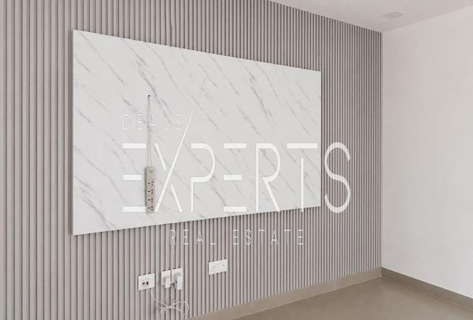 98680470 - Property Image 2