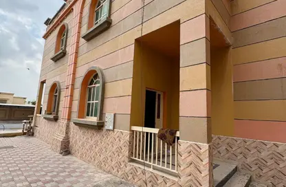 Townhouse - 2 Bedrooms - 3 Bathrooms for rent in Al Qusaidat - Ras Al Khaimah