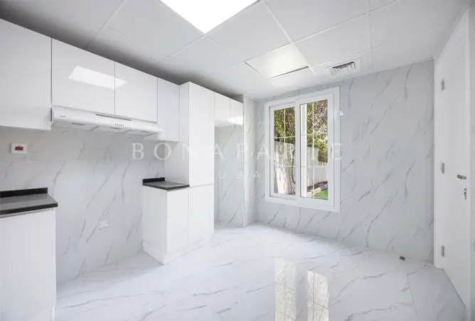 161854007 - Property Image 3