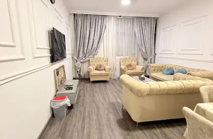 Apartment - 1 Bedroom - 2 Bathrooms for rent in Al Rashidiya Towers - Al Rashidiya - Ajman Downtown - Ajman
