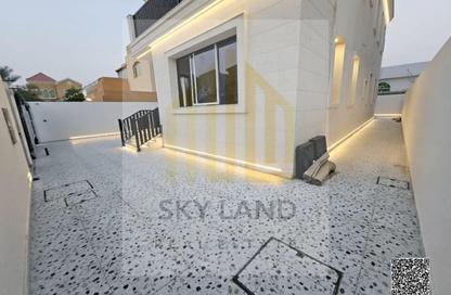 Villa - 5 - 7 for sale in Al Mowaihat 3 - Al Mowaihat - Ajman