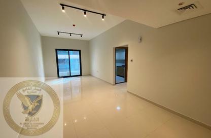 Apartment - 2 Bedrooms - 2 Bathrooms for rent in Gulfa Towers - Al Rashidiya 1 - Al Rashidiya - Ajman