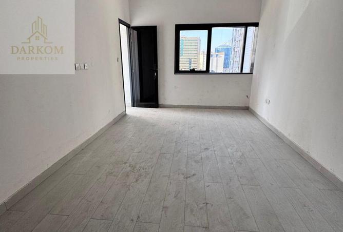 78592392 - Property Image 2