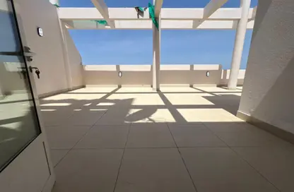 بنتهاوس - 5 غرف نوم - 6 حمامات للايجار في المجاز 3 - المجاز - الشارقة