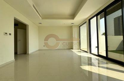 Townhouse - 3 - 5 for rent in Coursetia - Damac Hills 2 - Dubai