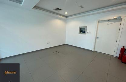 Office Space - Studio for sale in Tamani Art Tower - Business Bay - Dubai