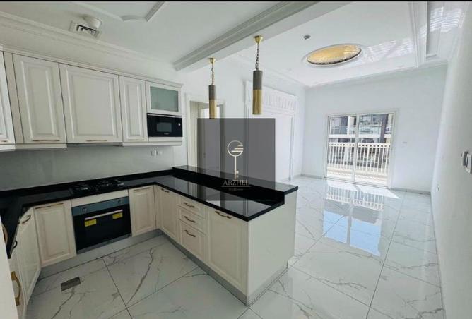145069352 - Property Image 2
