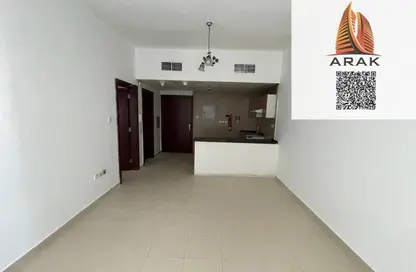 شقة - غرفة نوم - 2 حمامات للبيع في سيتي تاور - النعيمية - عجمان