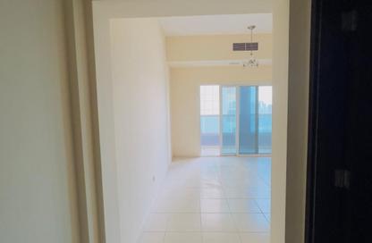 Apartment - 1 Bedroom - 2 Bathrooms for rent in Al Memzar Tower - Al Taawun Street - Al Taawun - Sharjah Apartment - 1 Bedroom - 2 Bathrooms for rent in Al Memzar Tower - Al Taawun Street - Al Taawun - Sharjah