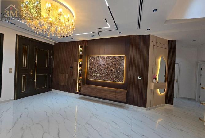84074154 - Property Image 3