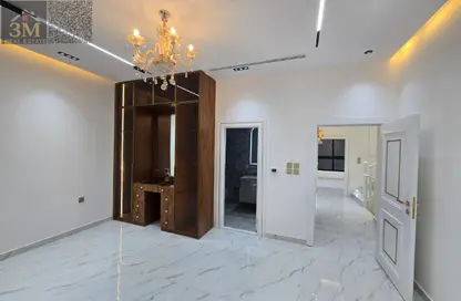 Villa - 5 Bedrooms - 6 Bathrooms for sale in Al Yasmeen 1 - Al Yasmeen - Ajman
