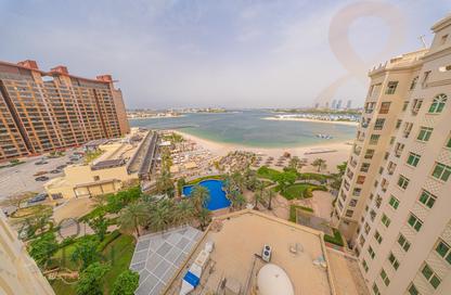Apartment - 3 - 4 for rent in Al Das - Shoreline Apartments - Palm Jumeirah - Dubai