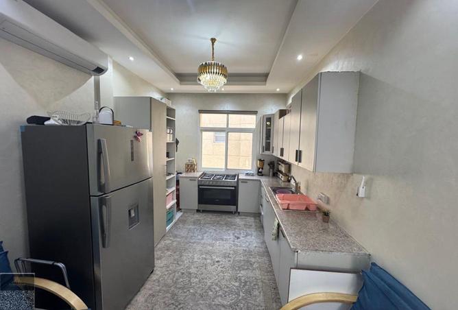 61662283 - Property Image 3