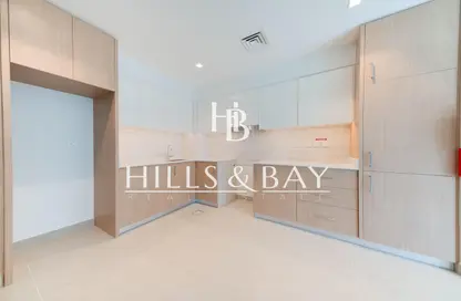 Apartment - 1 Bedroom - 1 Bathroom for rent in Seagate Building 4 - Seagate - Mina Rashid - Dubai