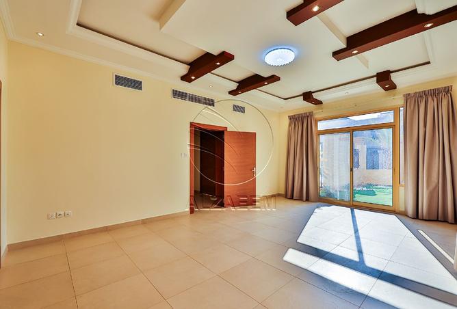 141927377 - Property Image 2