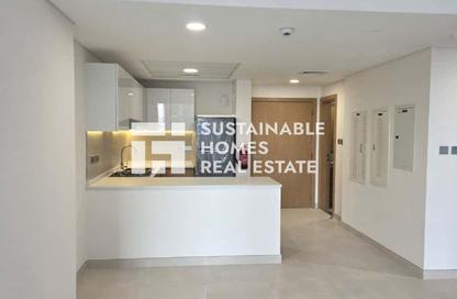 Apartment - 2 Bedrooms - 2 Bathrooms for rent in Radiant Square - City Of Lights - Al Reem Island - Abu Dhabi